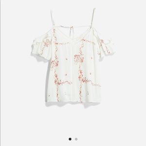 Cold shoulder top/ current air/ stitch fix